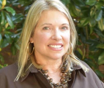 Headshot of Jane Hunter