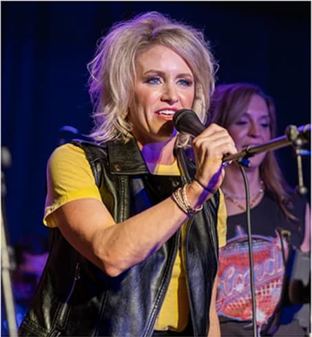 Ashley Sigmon performing at Rock the Cause