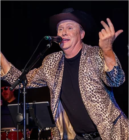 Bill Noble performing at Rock the Cause